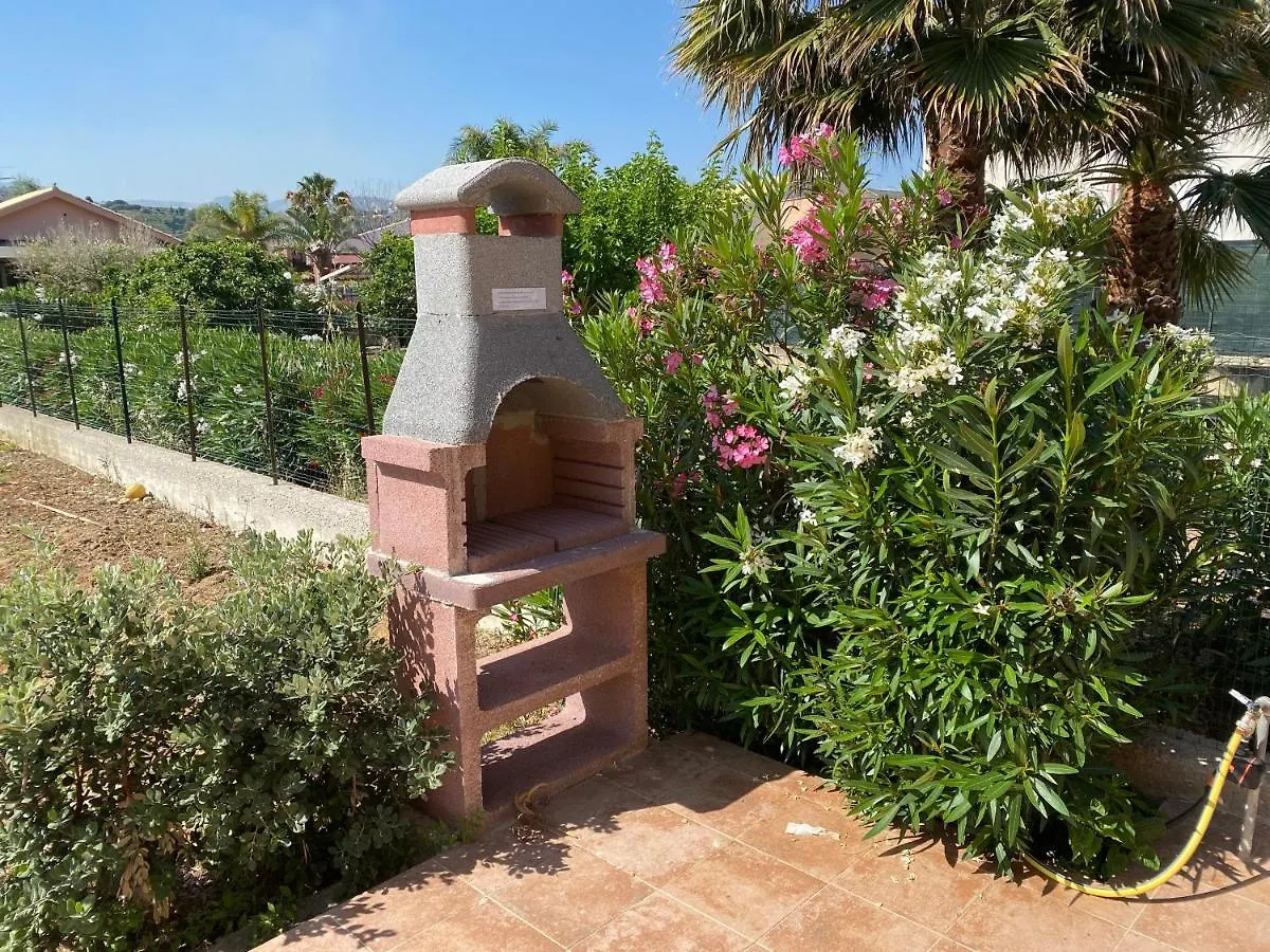 Residence Le Coccinelle Vicino A Cefalu Campofelice Di Roccella 0*,  Italy