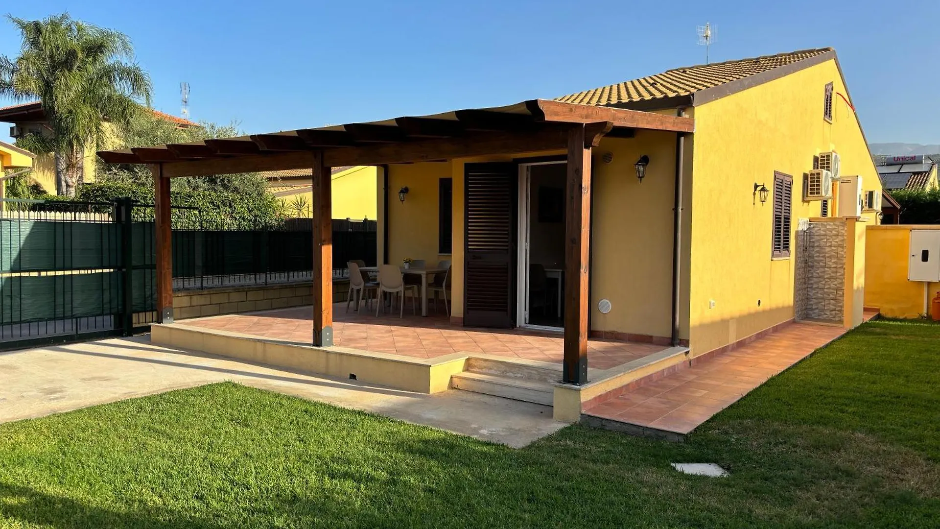 Residence Le Coccinelle Vicino A Cefalu location